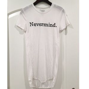 ✨ NWOT Nevermind High Slit TShirt ✨